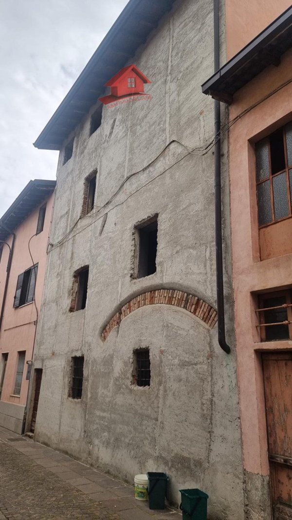 casale in vendita a Pontirolo Nuovo