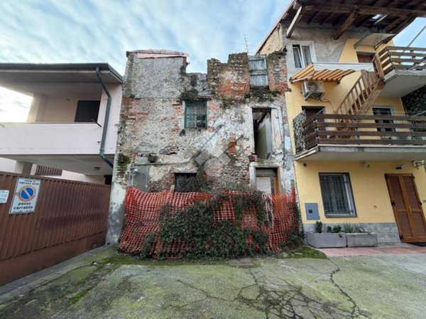 casale in vendita a Pontirolo Nuovo