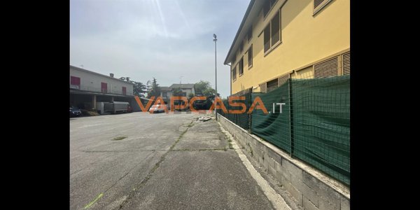 terreno edificabile in vendita a Pontirolo Nuovo