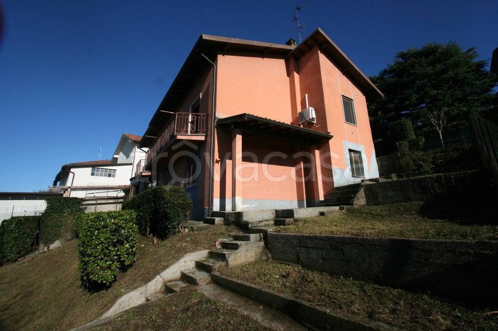 casa indipendente in vendita a Pontirolo Nuovo