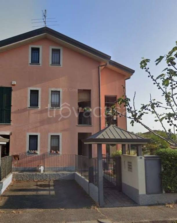 appartamento in vendita a Pontirolo Nuovo