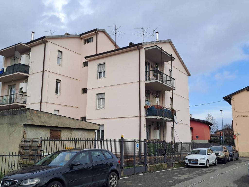 appartamento in vendita a Pontirolo Nuovo