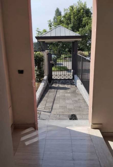 appartamento in vendita a Pontirolo Nuovo