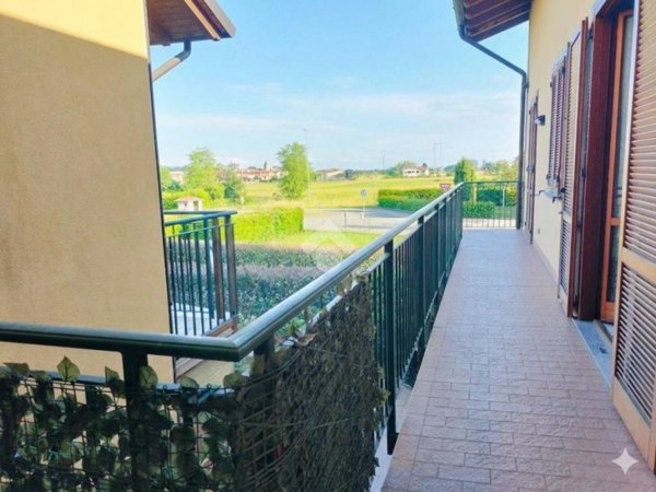 appartamento in vendita a Pontirolo Nuovo