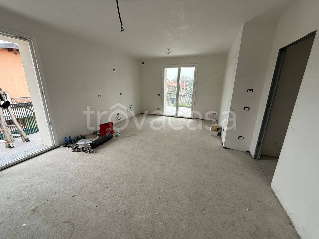 appartamento in vendita a Pontirolo Nuovo