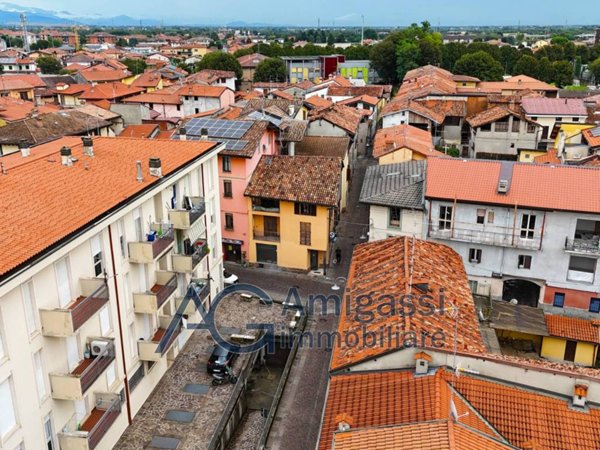 negozio in vendita a Pontirolo Nuovo