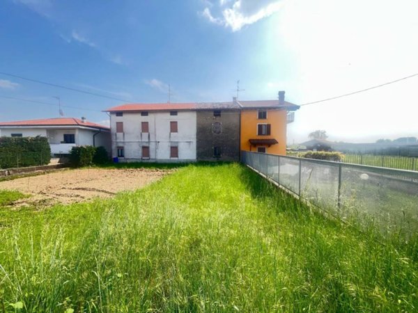 casa indipendente in vendita a Pontirolo Nuovo