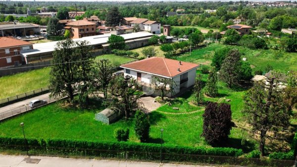 casa indipendente in vendita a Pontirolo Nuovo
