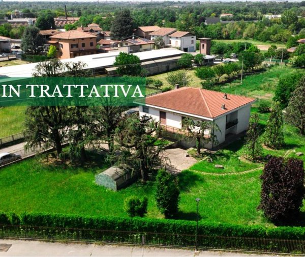 casa indipendente in vendita a Pontirolo Nuovo in zona Fornasotto