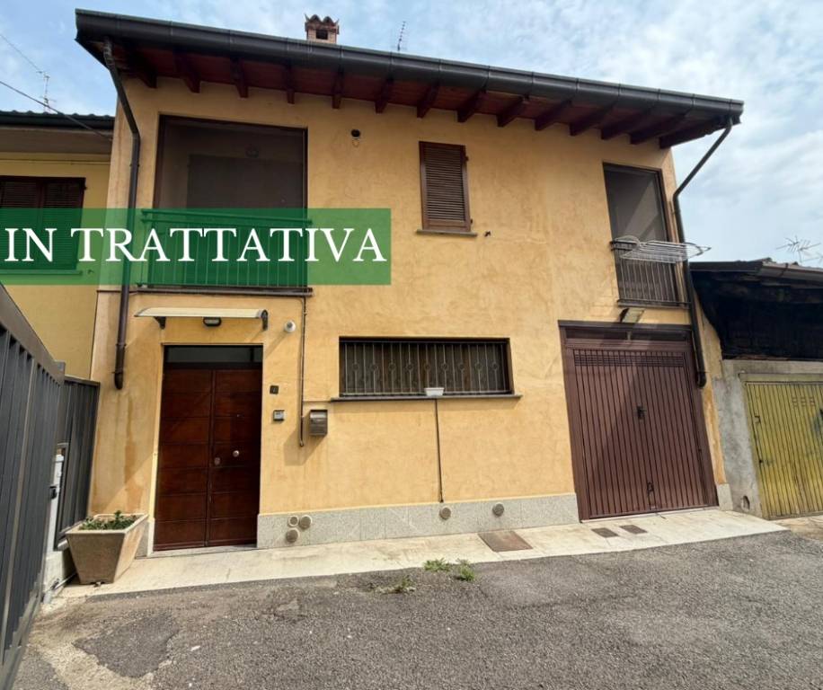 casa indipendente in vendita a Pontirolo Nuovo