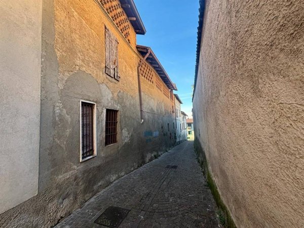 casa indipendente in vendita a Pontirolo Nuovo