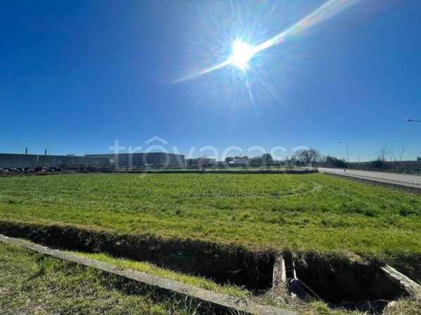 terreno agricolo in vendita a Pontirolo Nuovo