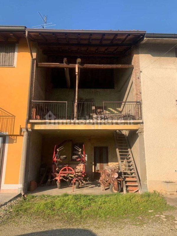 casale in vendita a Pontirolo Nuovo