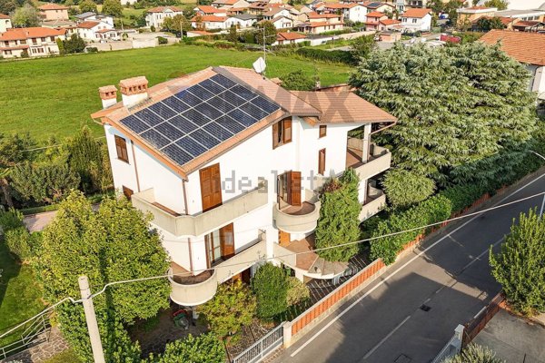 casa indipendente in vendita a Pontirolo Nuovo