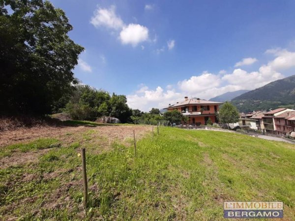 casa indipendente in vendita a Pradalunga