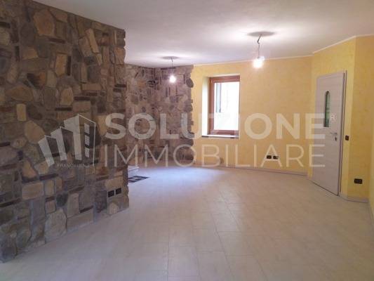 casa indipendente in vendita a Pradalunga