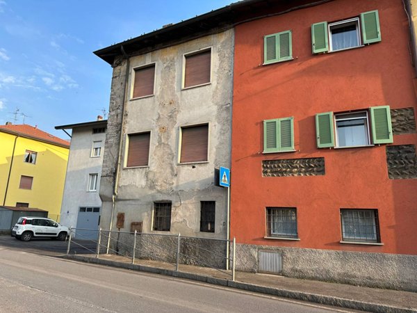 casa indipendente in vendita a Pradalunga