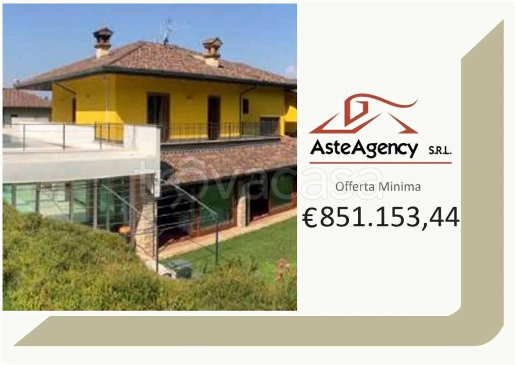 casa indipendente in vendita a Pradalunga