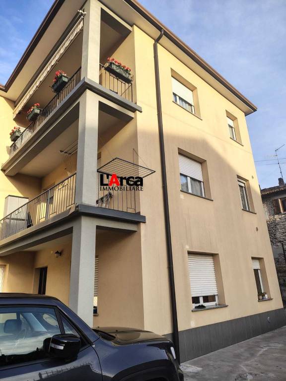 appartamento in vendita a Pradalunga