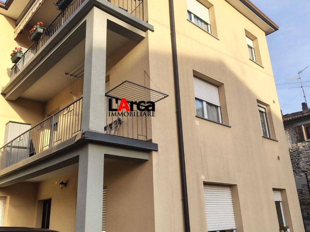 appartamento in vendita a Pradalunga