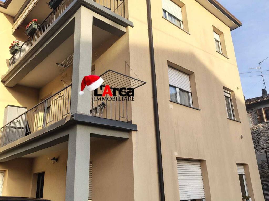 appartamento in vendita a Pradalunga