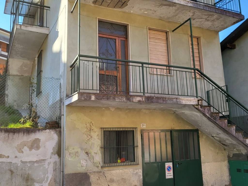 casa indipendente in vendita a Pradalunga