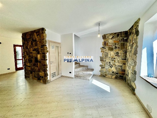 casa indipendente in vendita a Pradalunga