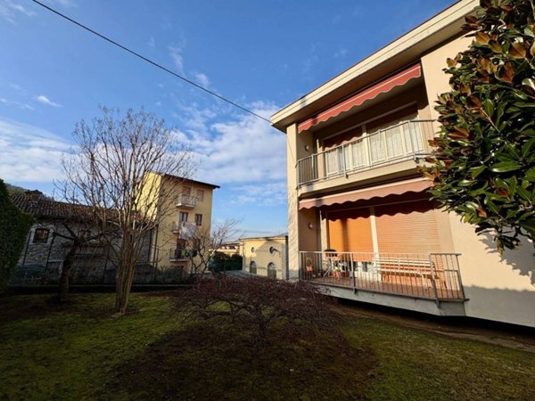 appartamento in vendita a Pradalunga