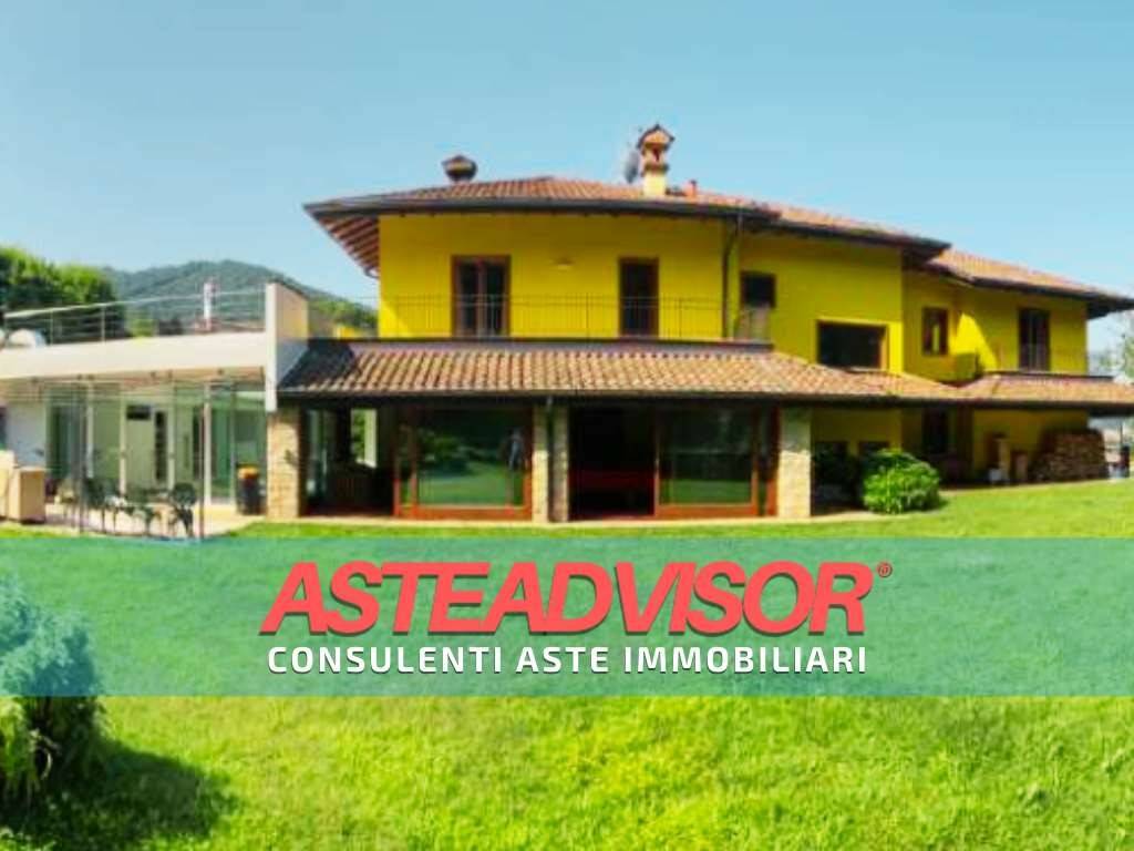 casa indipendente in vendita a Pradalunga
