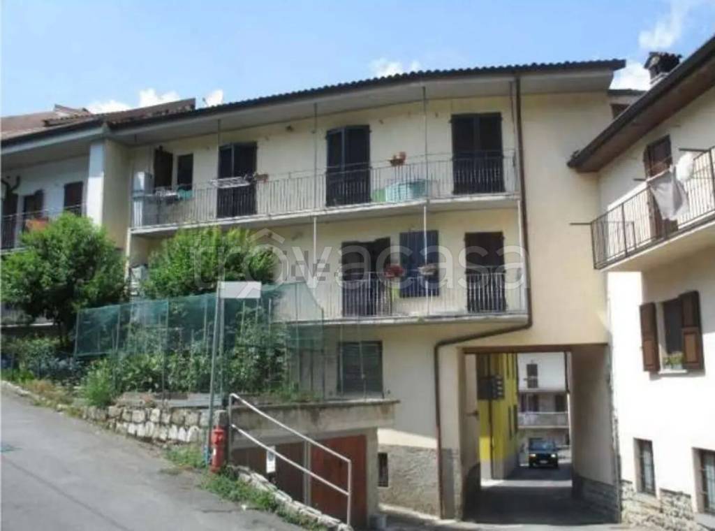 appartamento in vendita a Pradalunga