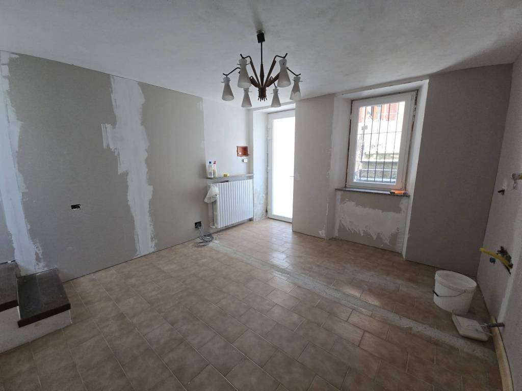 casa indipendente in vendita a Pradalunga