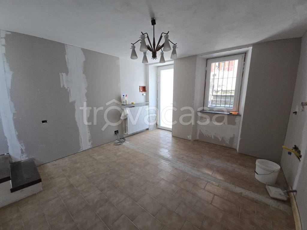 casa indipendente in vendita a Pradalunga