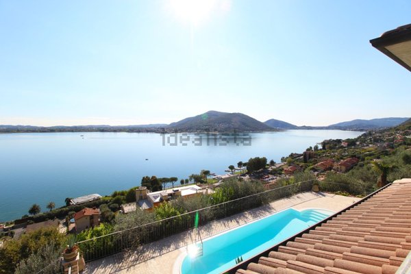 casa indipendente in vendita a Predore