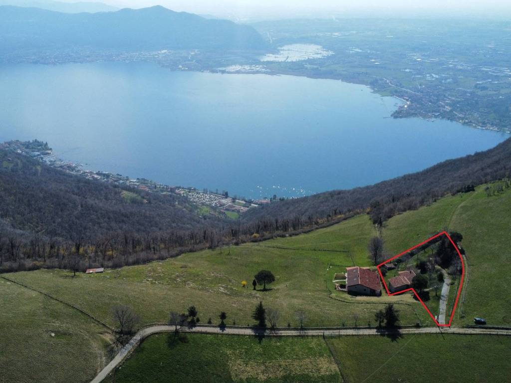 casa indipendente in vendita a Predore