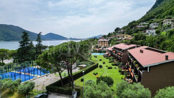 appartamento in vendita a Predore in zona Eurovil