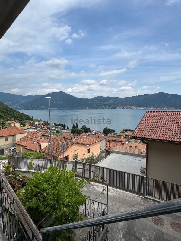 casa indipendente in vendita a Predore