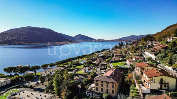 appartamento in vendita a Predore