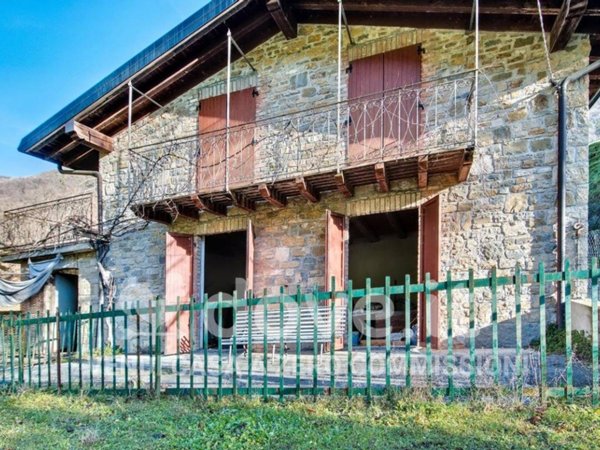 casa indipendente in vendita a Predore