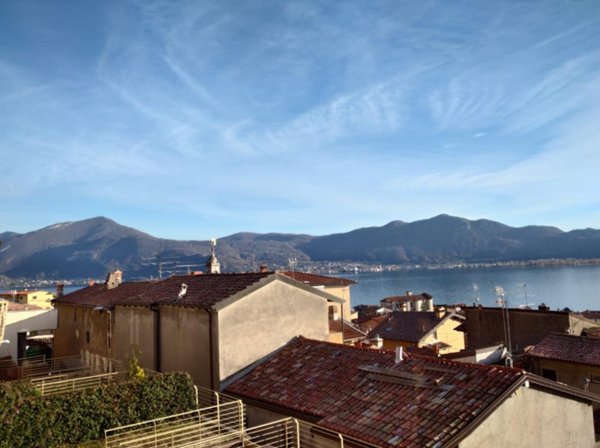 appartamento in vendita a Predore in zona Eurovil