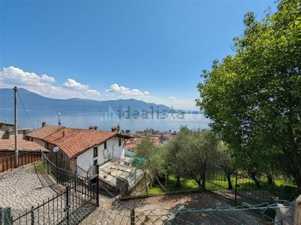 casa indipendente in vendita a Predore