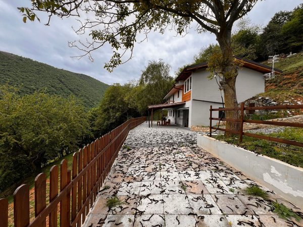 quadrivano in vendita a Predore