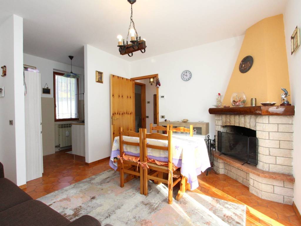 appartamento in vendita a Premolo