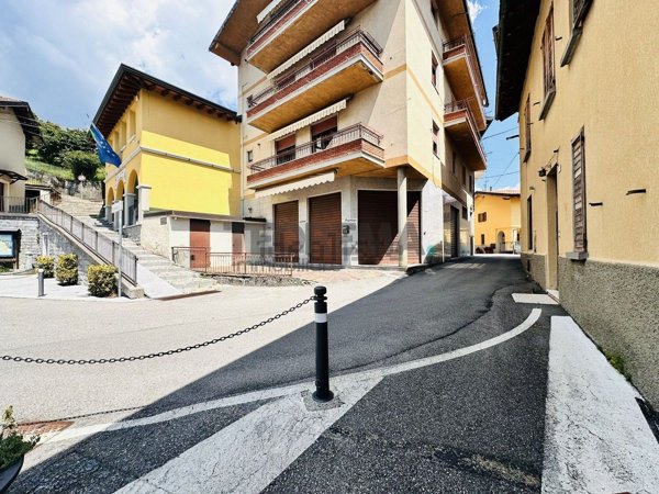 negozio in vendita a Premolo