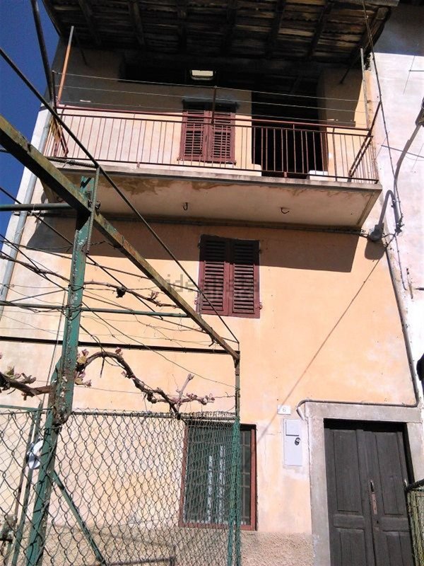 casa indipendente in vendita a Premolo