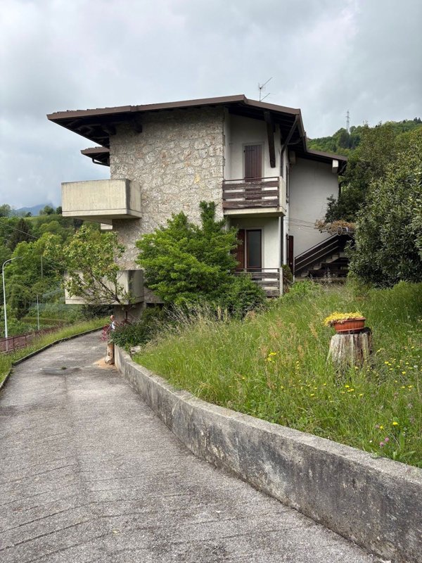 appartamento in vendita a Premolo