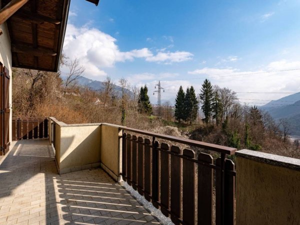 appartamento in vendita a Premolo