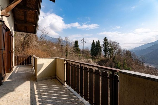 appartamento in vendita a Premolo