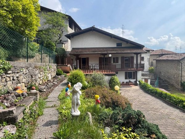 casa indipendente in vendita a Premolo