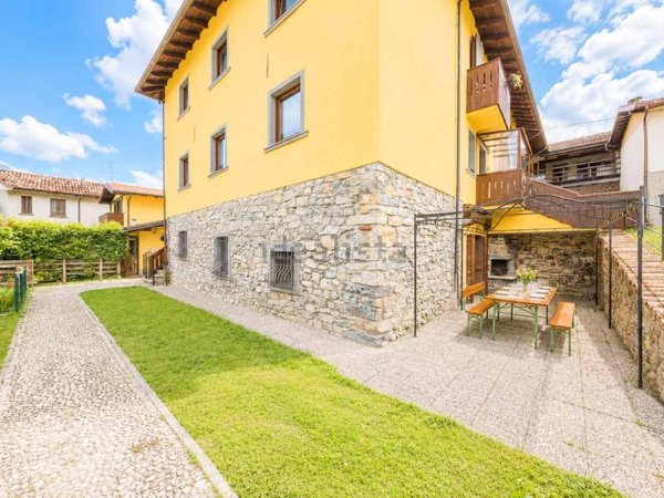 appartamento in vendita a Premolo
