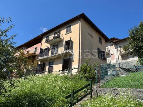 casa indipendente in vendita a Premolo